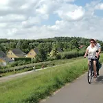 Beautiful Home In Wemeldinge With Wifi